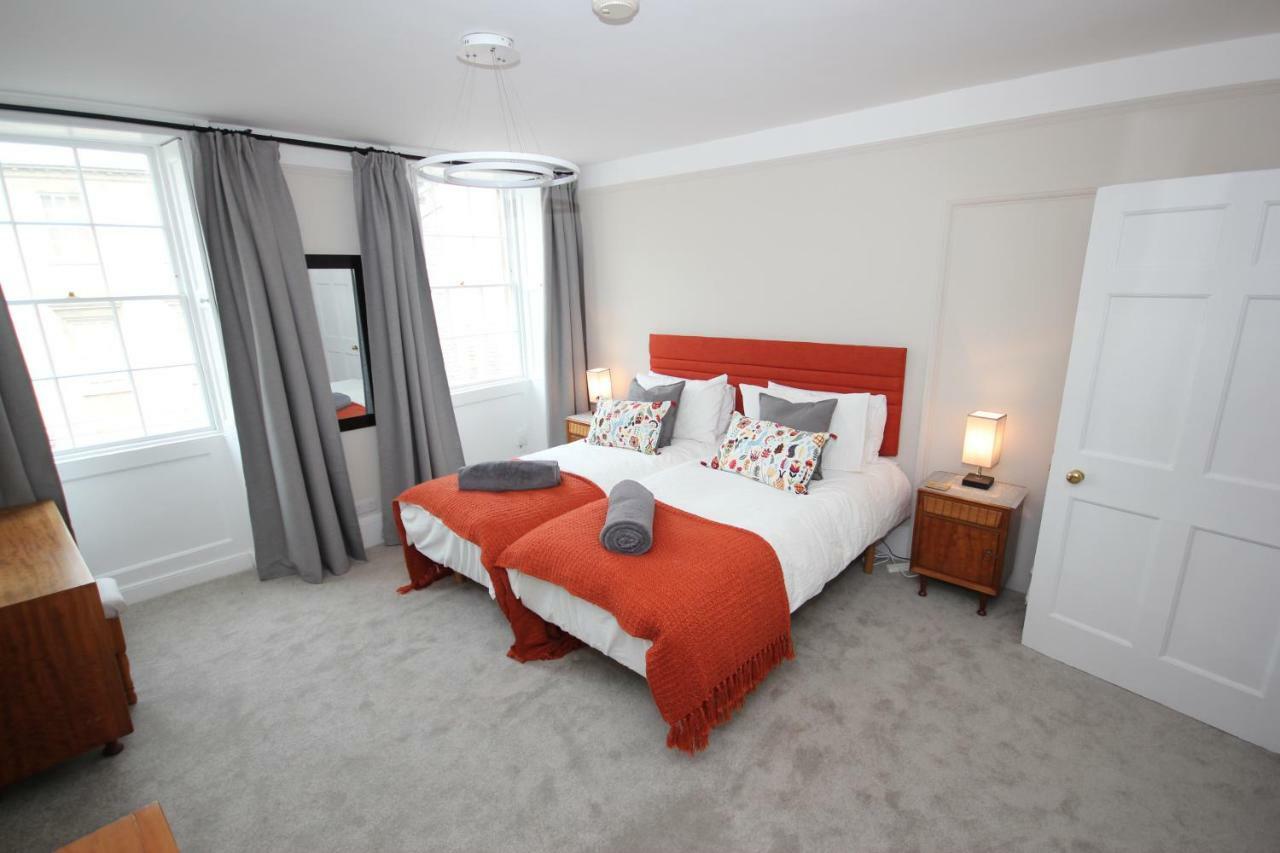 Abbey View Apartment Bath Luaran gambar